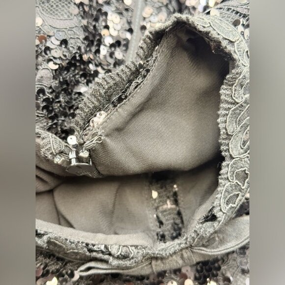 🆕 REBECCA VALLANCE 🧿 NWOT x Nicky Hilton Diana Black Bow Sequin Mini, Sz US 4 - Picture 15 of 16